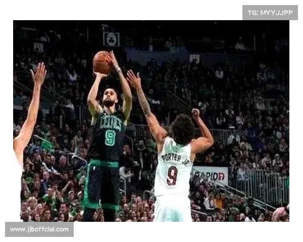 骑士客场惜败凯尔特人 米切尔陷入重围难施展 骑士客场惜败凯尔特人 米切尔陷入重围难施展